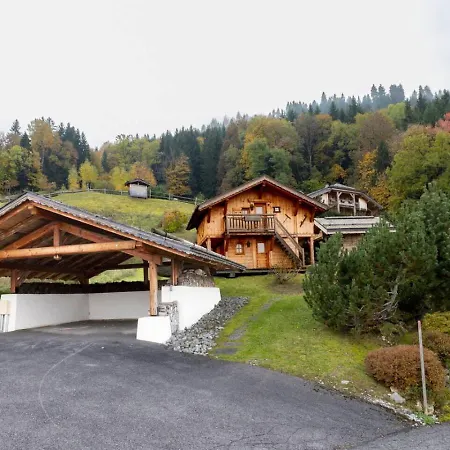 Holiday home Lays Mazot Calme Vues Parking